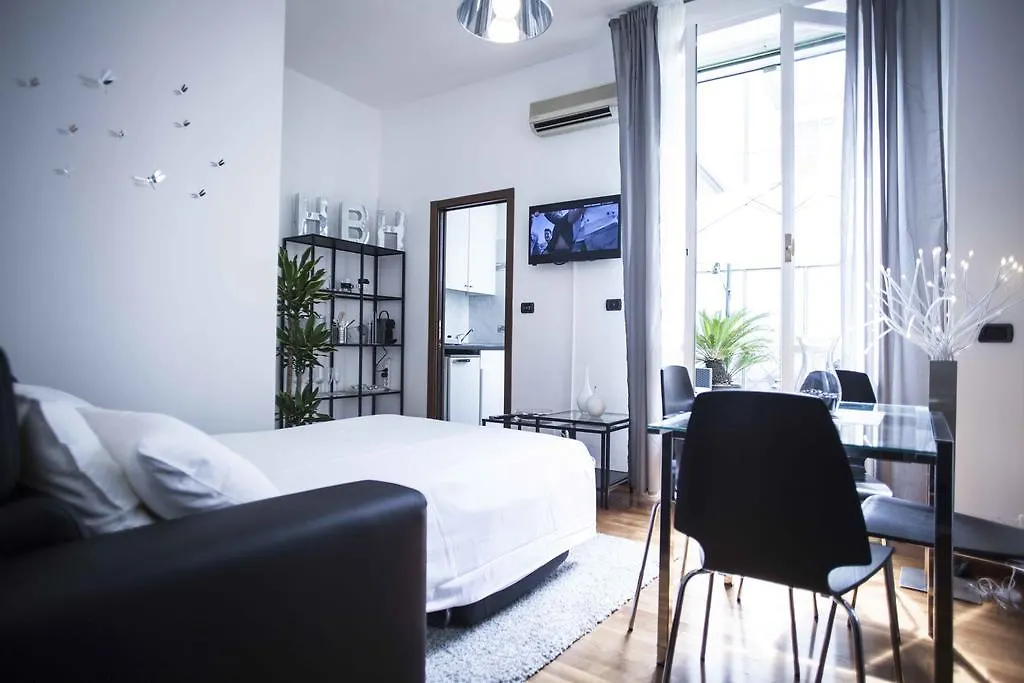 Hemeras Boutique Homes - Super Central Design Apartments Milánó