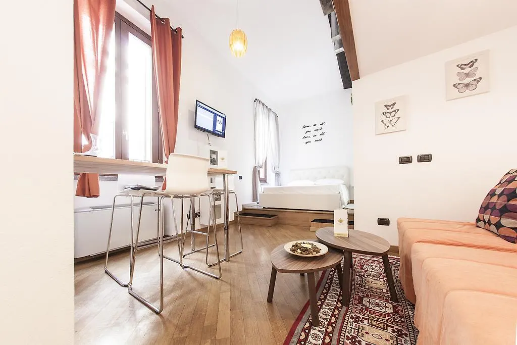 Hemeras Boutique Homes - Super Central Design Apartments ミラノ