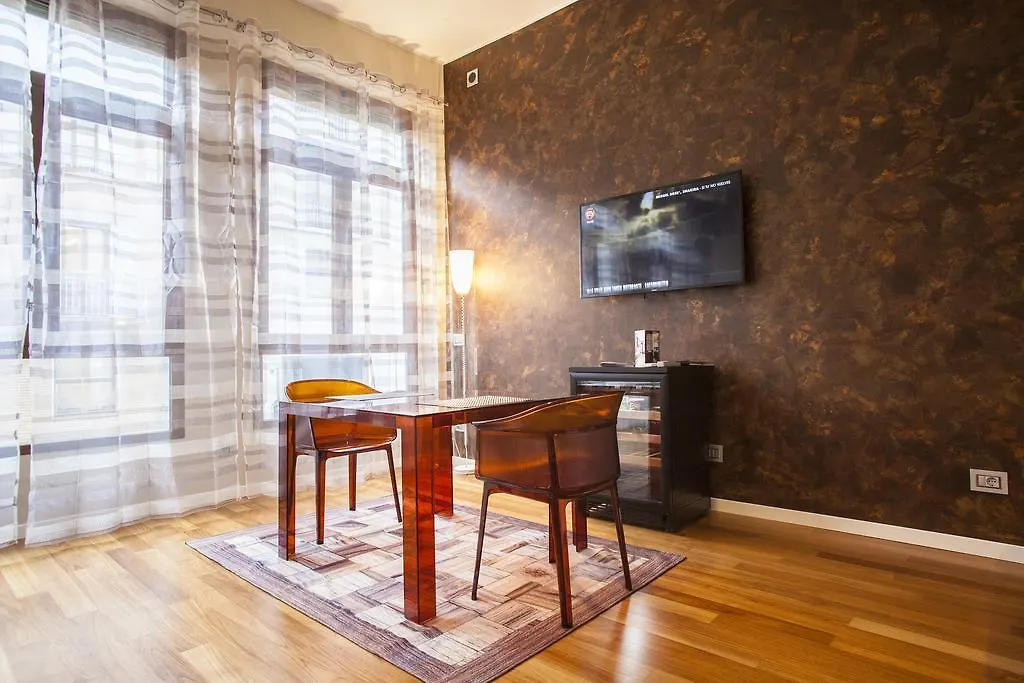 Hemeras Boutique Homes - Super Central Design Apartments ミラノ