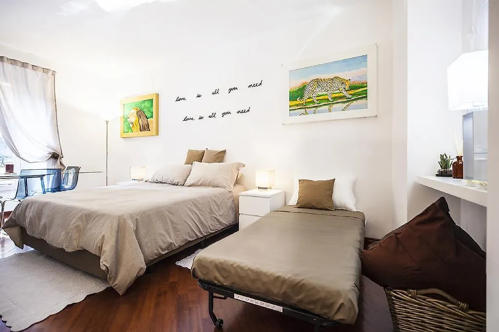 Hemeras Boutique Homes - Super Central Design Apartments ミラノ イタリア