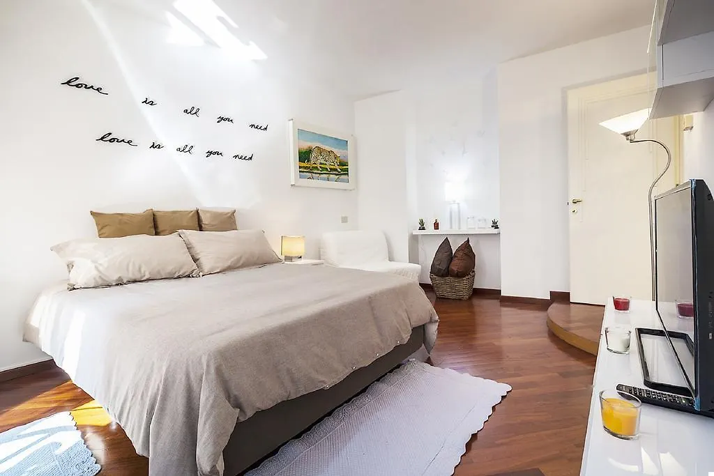 Hemeras Boutique Homes - Super Central Design Apartments ミラノ 0*,