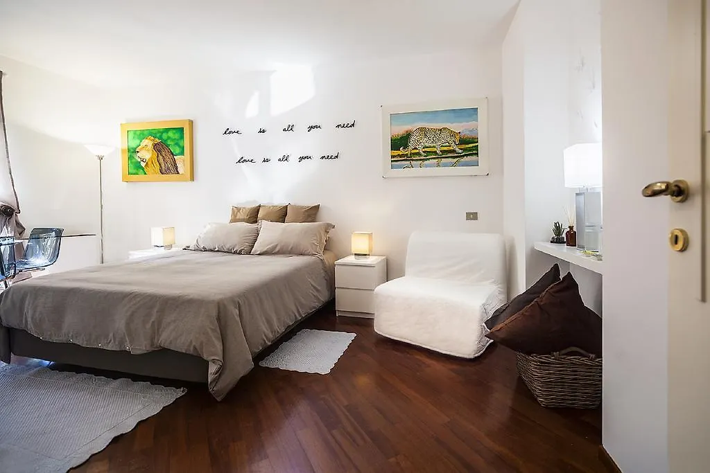 Hemeras Boutique Homes - Super Central Design Apartments ミラノ