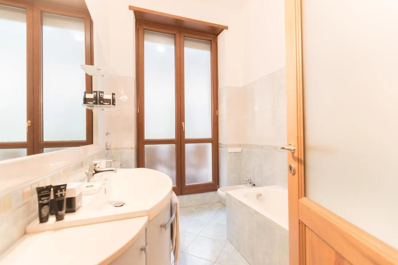Hemeras Boutique Homes - Super Central Design Apartments ミラノ 0*,