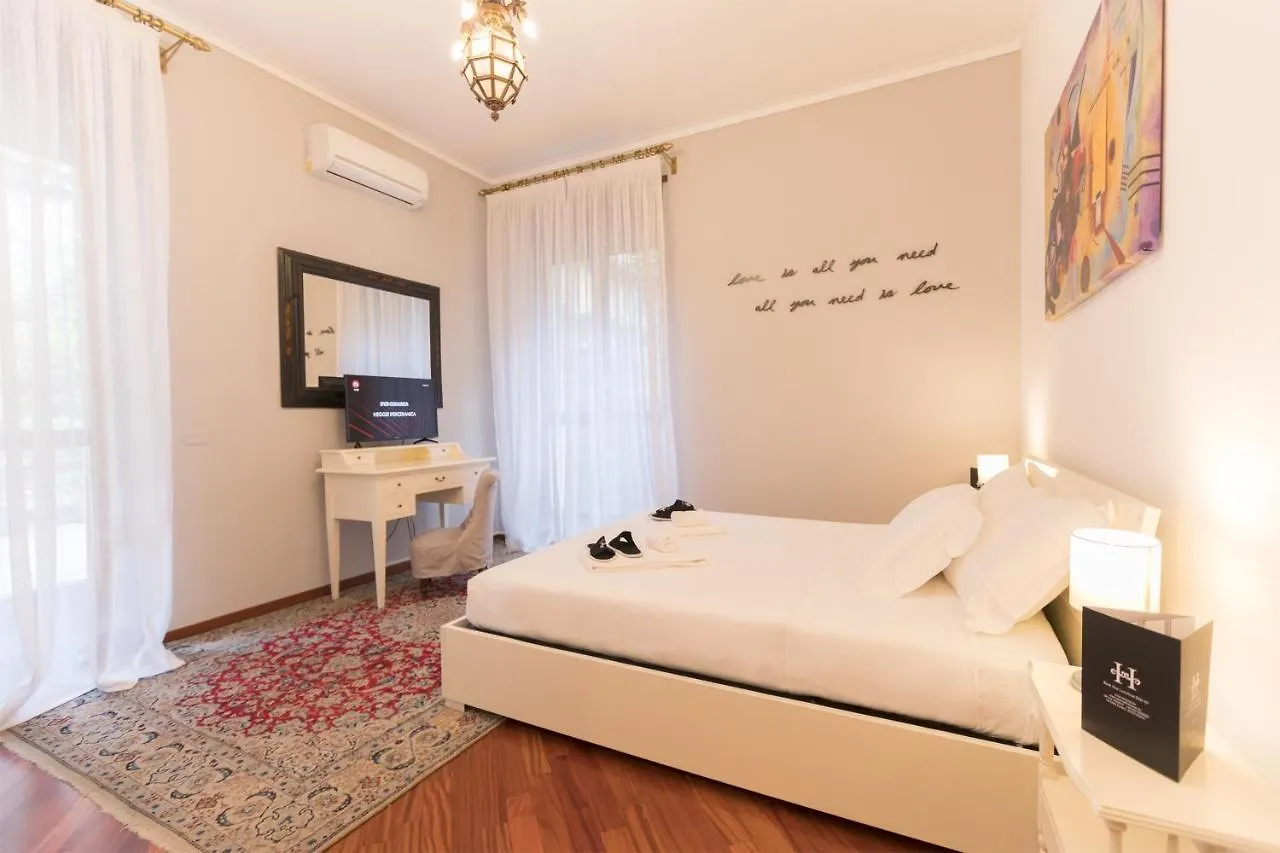 Hemeras Boutique Homes - Super Central Design Apartments ミラノ イタリア